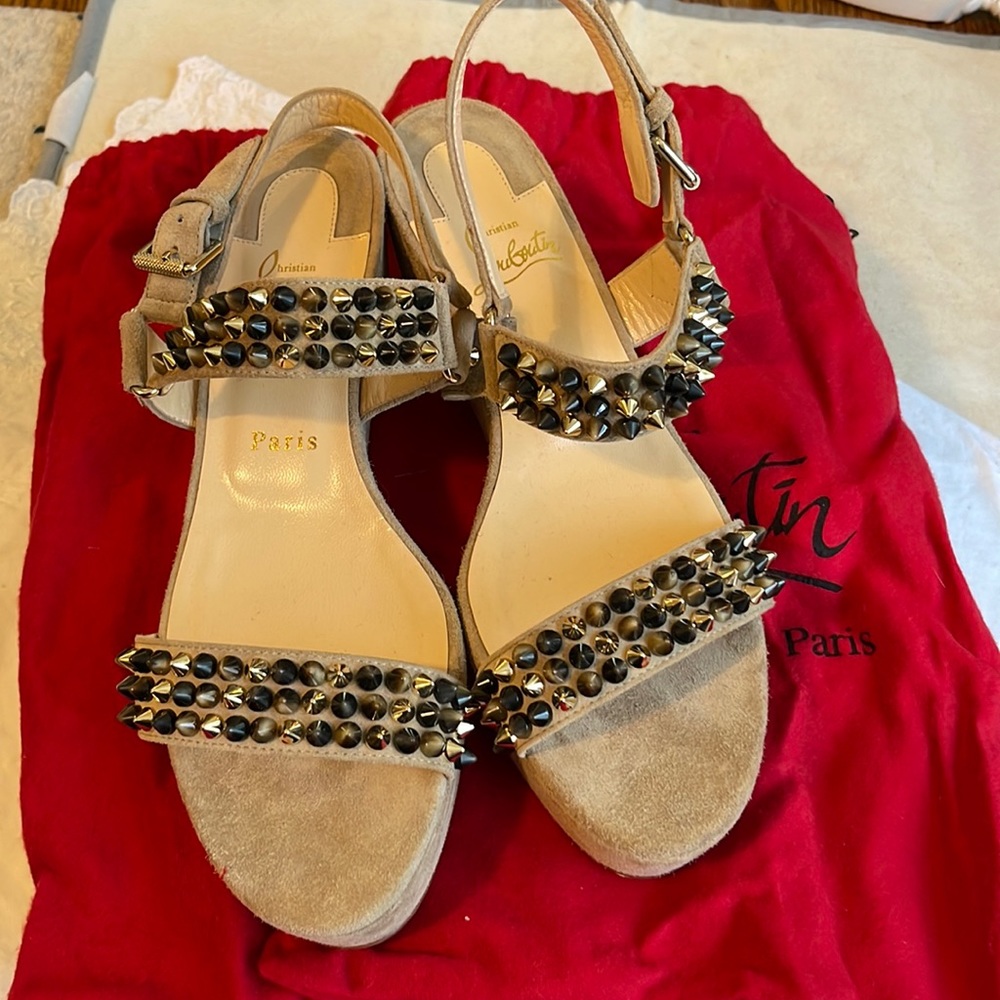 Christian louboutins Size 40 1/2